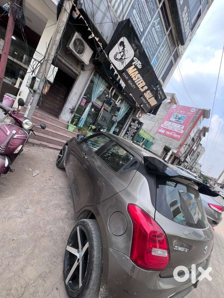 Maruti Suzuki Swift Petrol 2022
