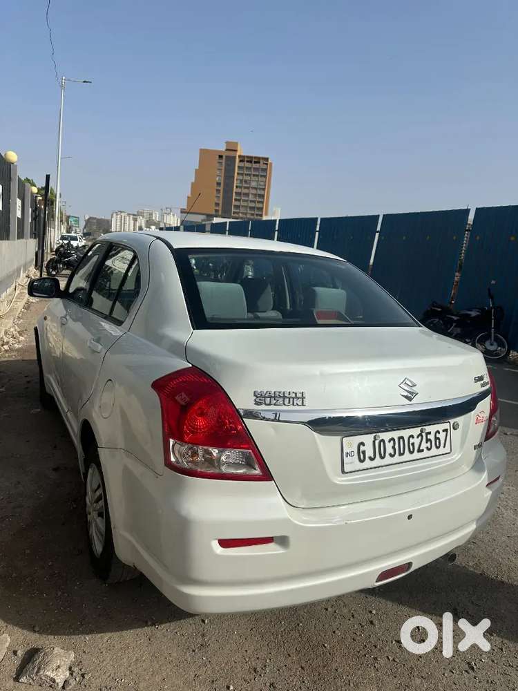 Maruti Suzuki Swift Dzire 2011 Petrol 86700 Km Driven