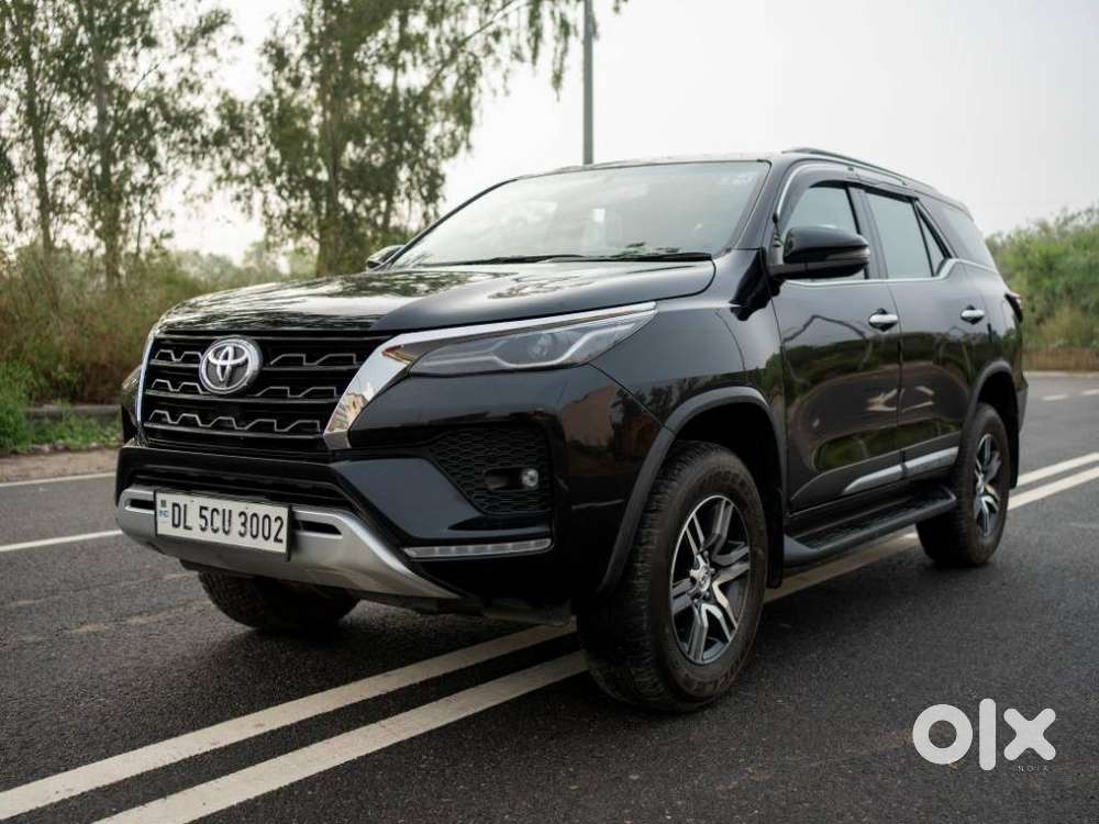 Toyota Fortuner 4x2 At 2.7 Petrol, 2022, Petrol