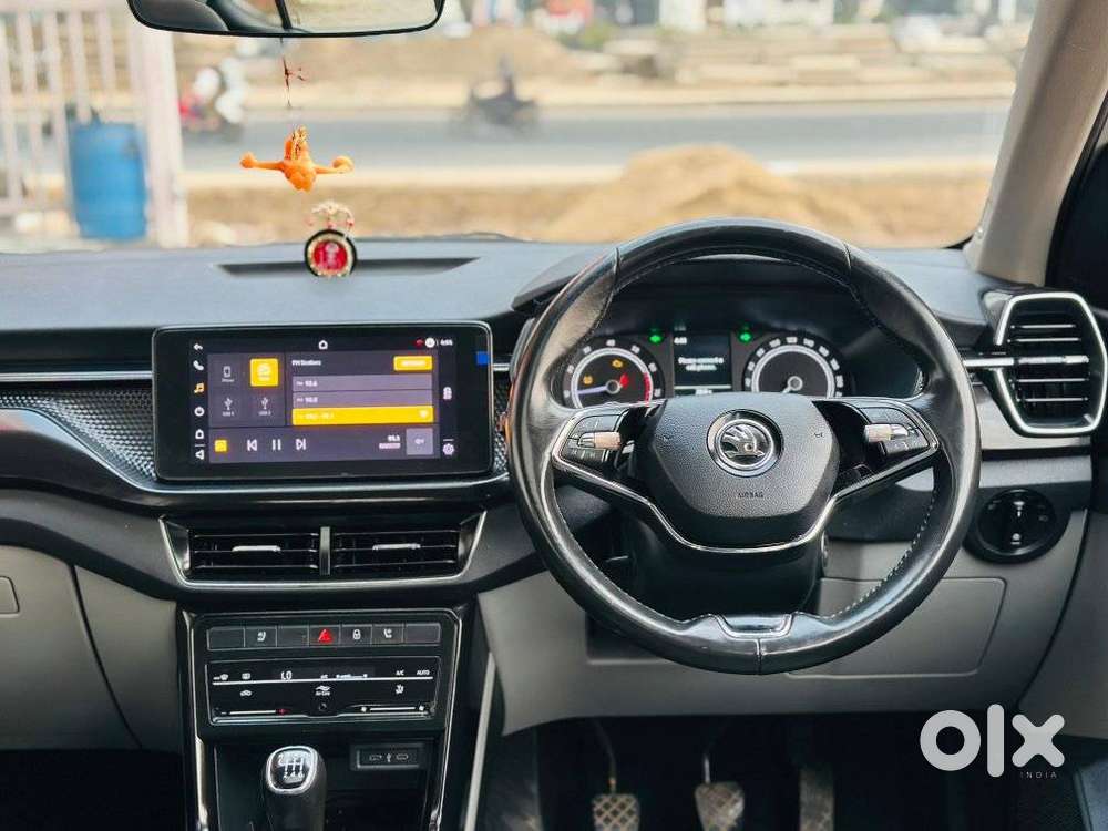 Skoda Kushaq 1.0 Tsi Style, 2022, Petrol