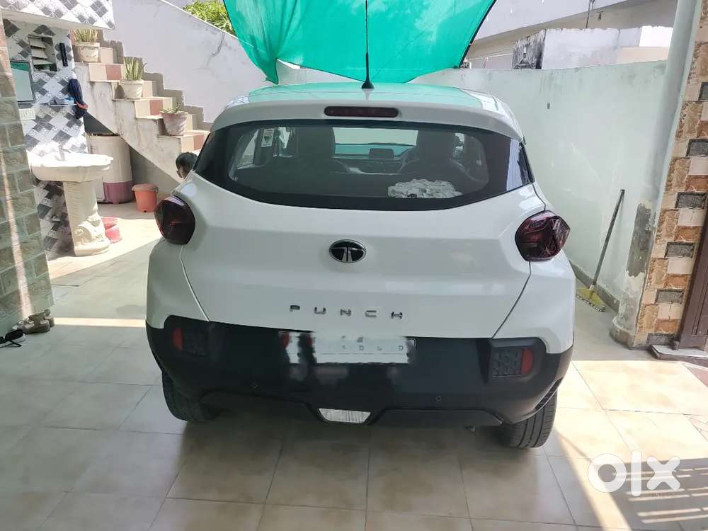 Tata Punch 1.2 Revotron 2025