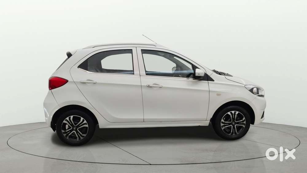 Tata Tiago 1.2 Revotron Xza, 2019, Petrol