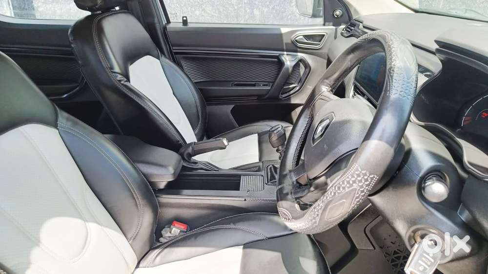 Renault Kiger Rxe, 2022, Petrol