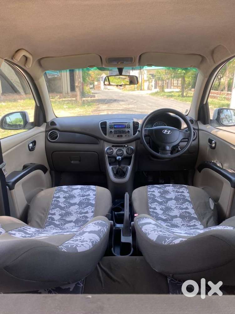 Hyundai I10 2012 Petrol 70000 Km Driven