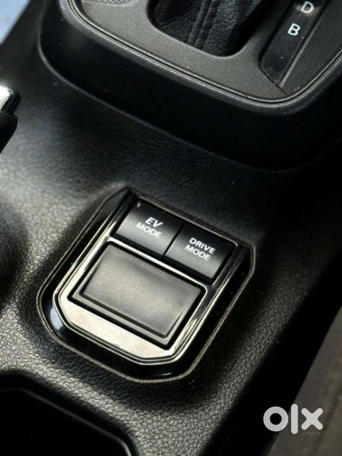 Toyota Urban Cruiser Hyryder 1.5 S Hybrid, 2025, Petrol