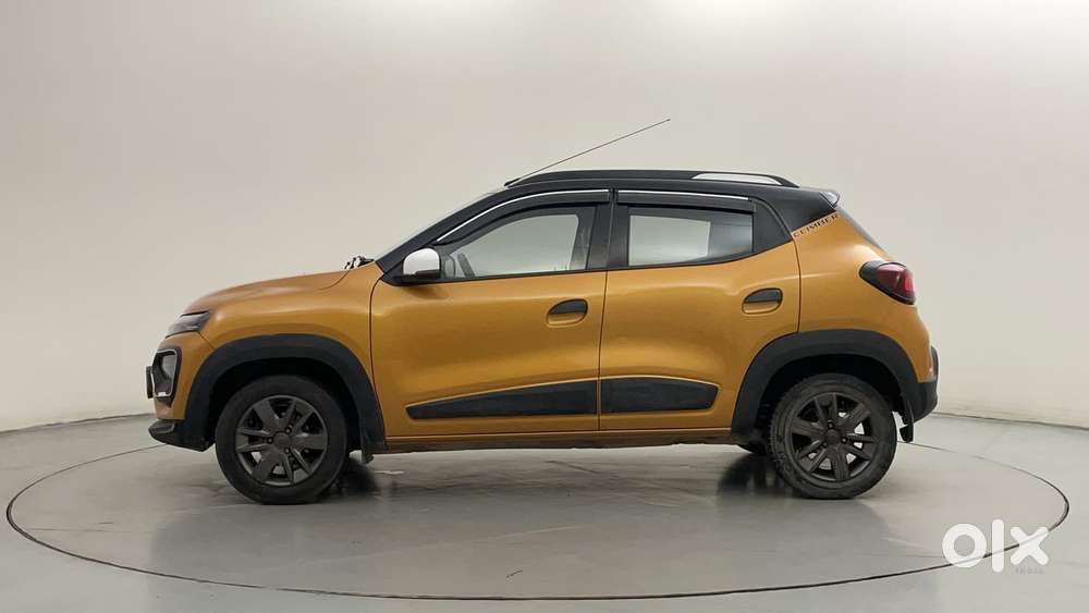 Renault Kwid 1.0 Climber (o) Dual Tone, 2023, Petrol