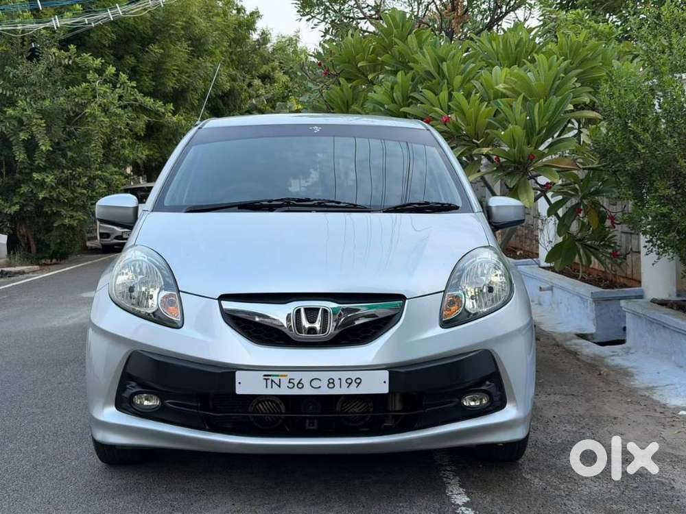 Honda Brio V Mt, 2012, Petrol