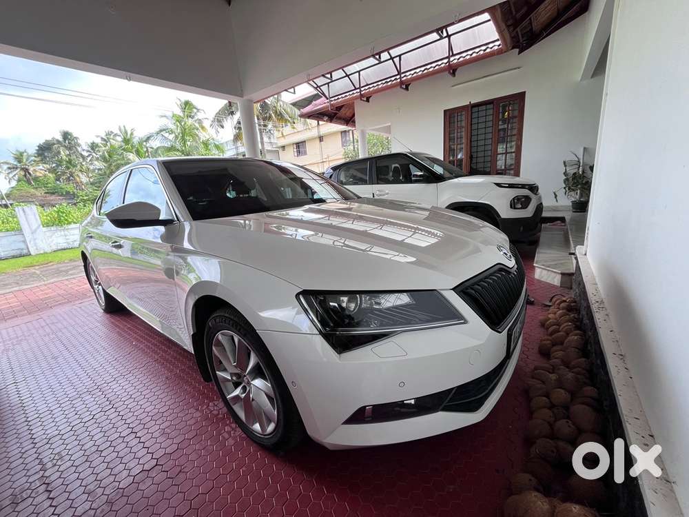 2020 Reg Skoda Superb Under Warrantee