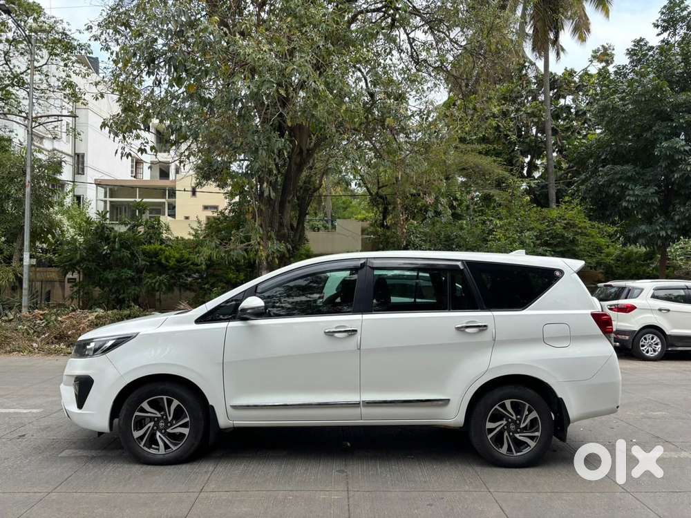 Toyota Innova Crysta [2020-ongoing] 2.4 Gx At 7 Str, 2022, Diesel