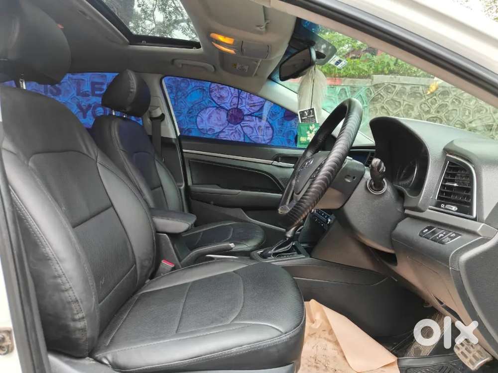 Hyundai Elantra 2017 Diesel 108000 Km Driven