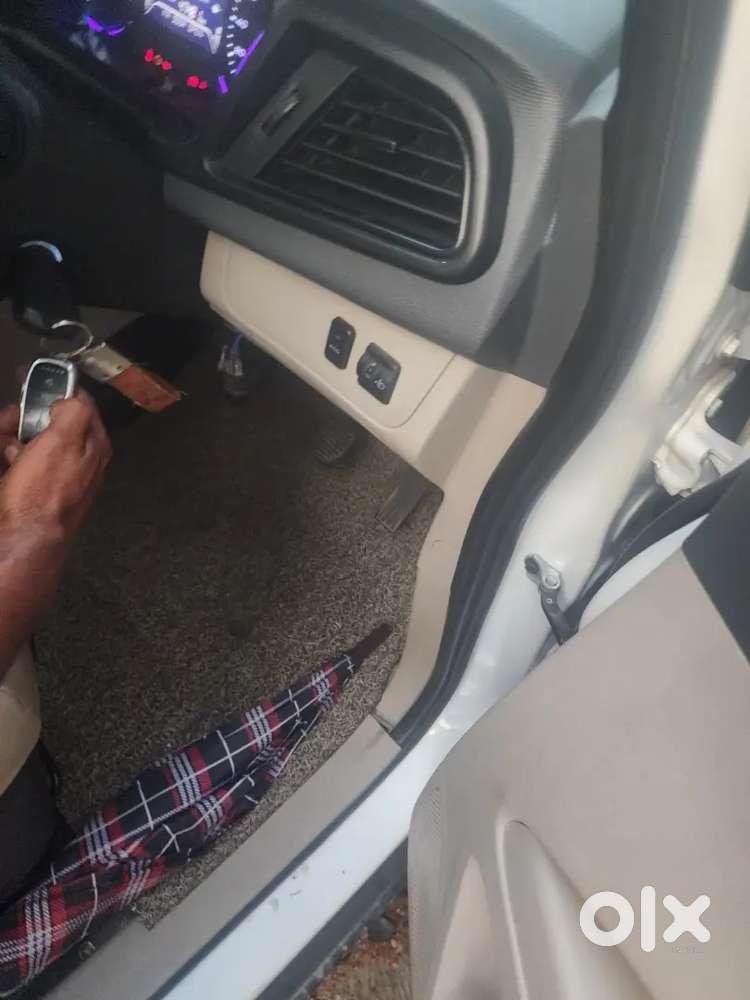 Mahindra Marazzo 2024