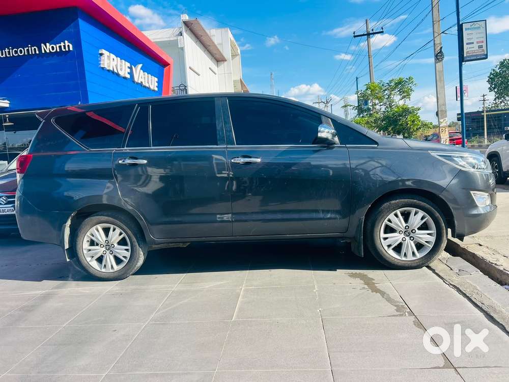 Toyota Innova Crysta 2.8 Z, 2016, Diesel