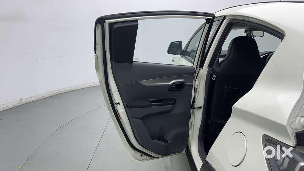 Mahindra Kuv100 Nxt 1.2 K6 Plus Diesel 6 Str, 2018, Petrol