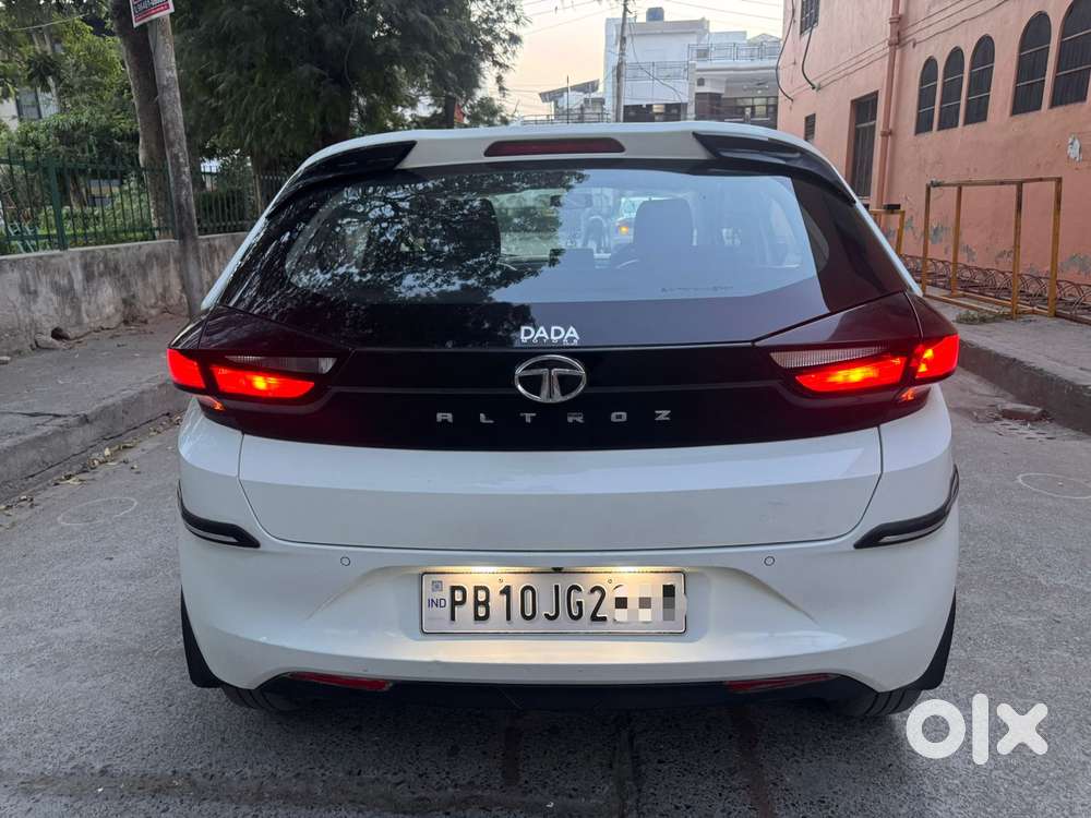 Tata Altroz 1.2 Xm, 2023, Petrol