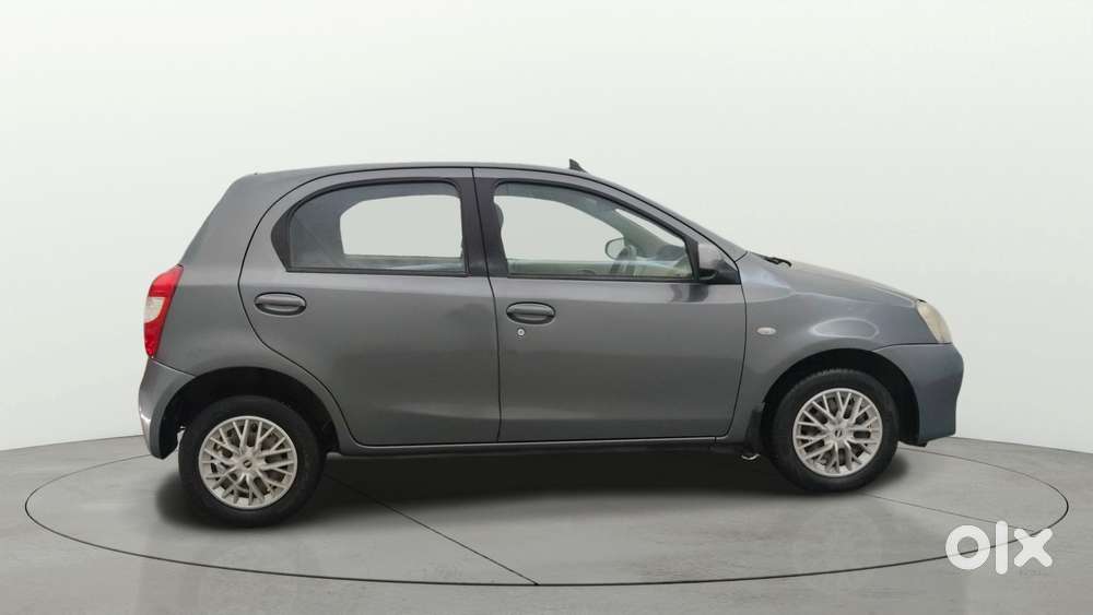 Toyota Etios Liva 2013-2014 G, 2013, Petrol