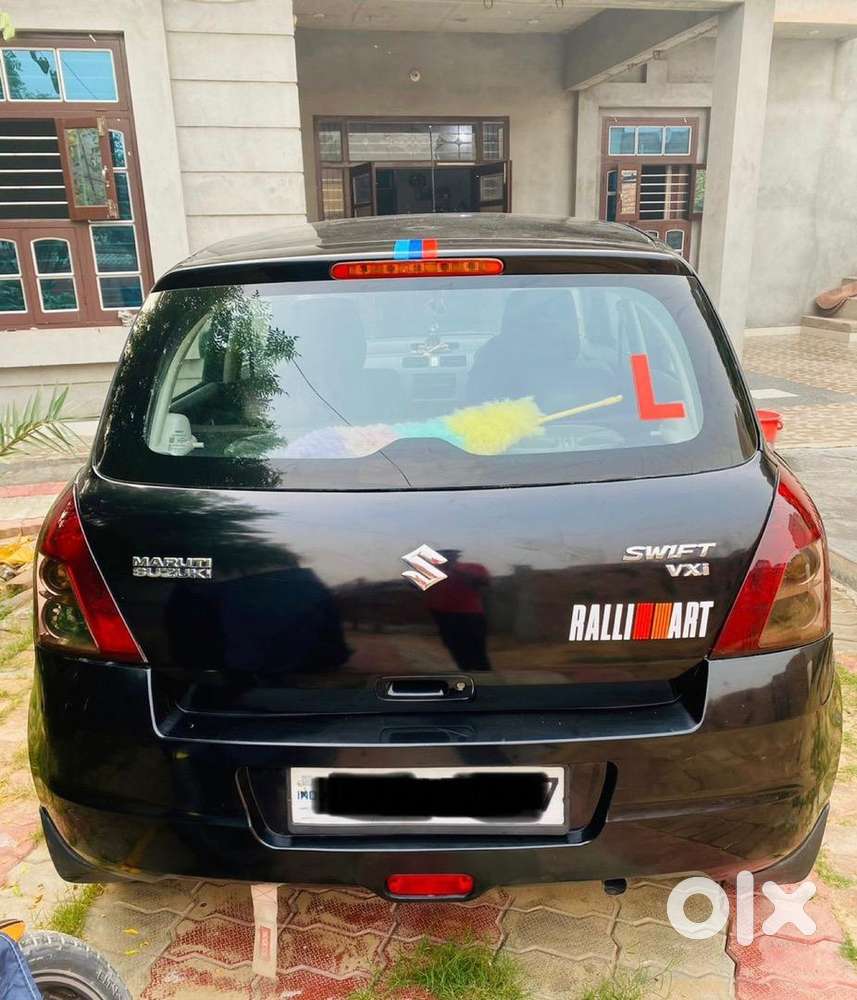 Maruti Suzuki Swift 2009 Cng & Hybrids Well Maintained