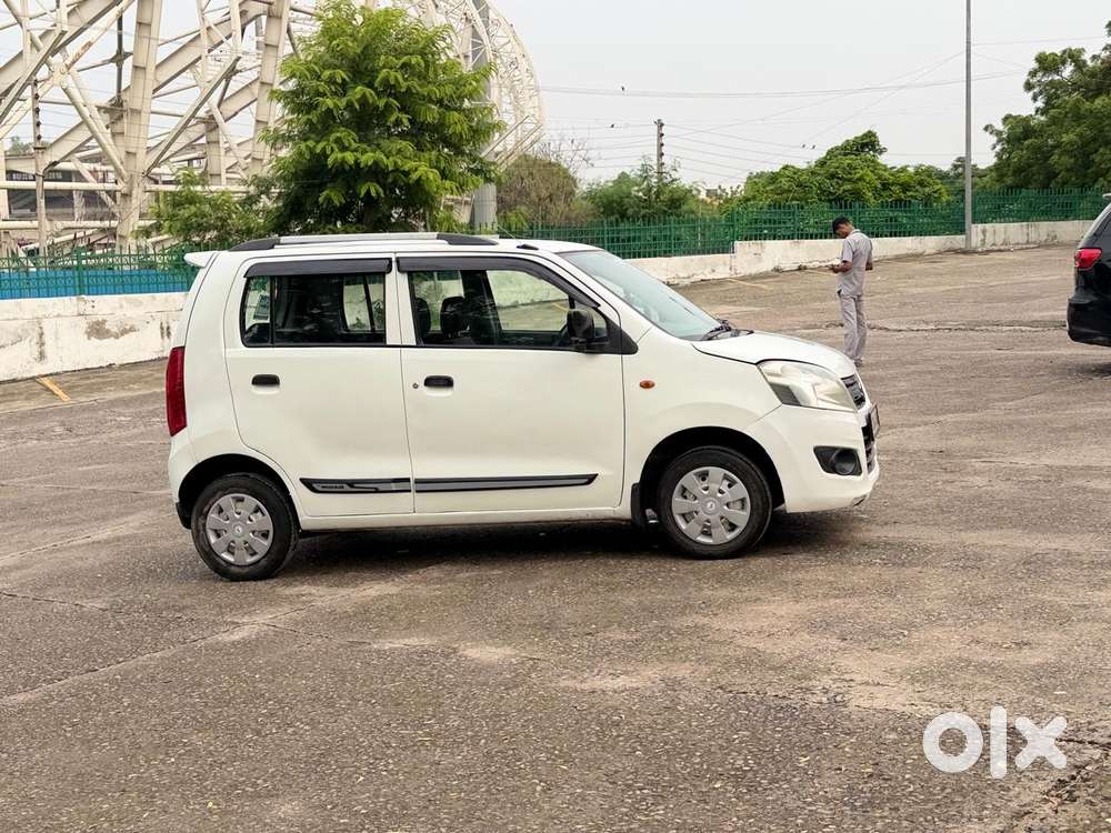 Maruti Suzuki Wagon R Lxi 1.0, 2015, Cng & Hybrids