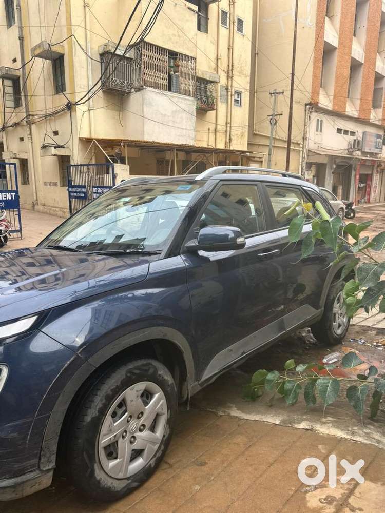Hyundai Venue 2022 Petrol Excellent Condition