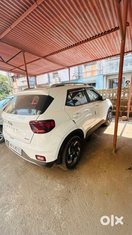 Hyundai Venue 2nd Top Model With Turbo