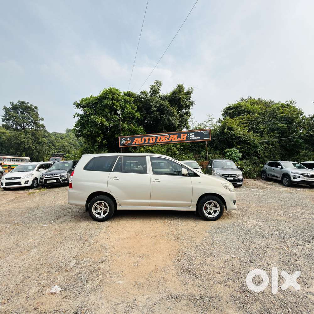 Toyota Innova 2.5 G (diesel) 8 Seater, 2012, Diesel