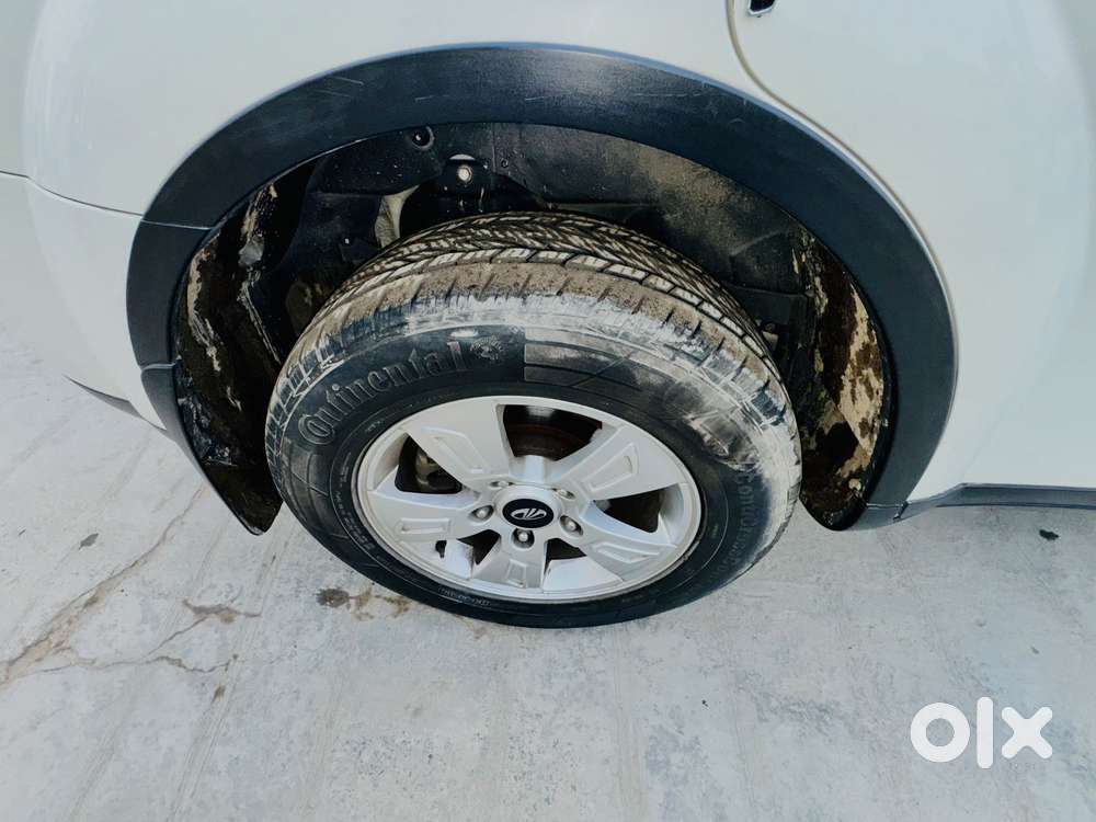 Mahindra Xuv500 W8 Dual Tone, 2013, Diesel