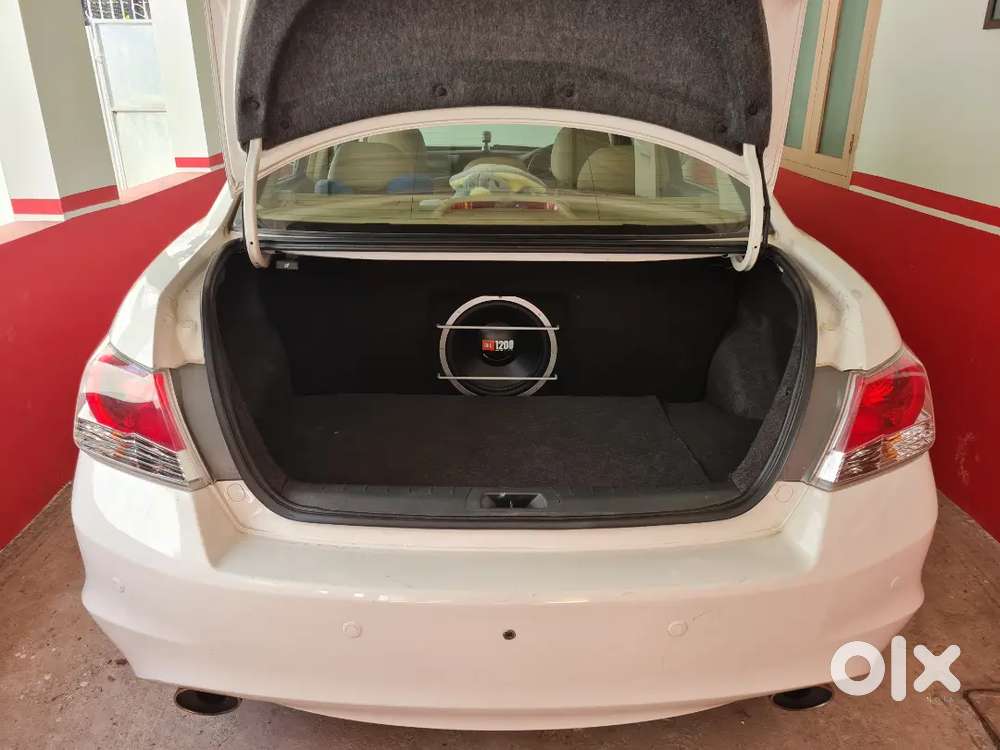 Low Km 2012 Honda Accord 3.5l V6 In Fancy Number