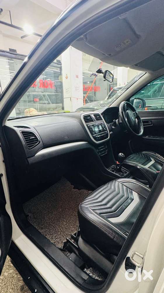 Maruti Suzuki Brezza Vxi At, 2021, Petrol