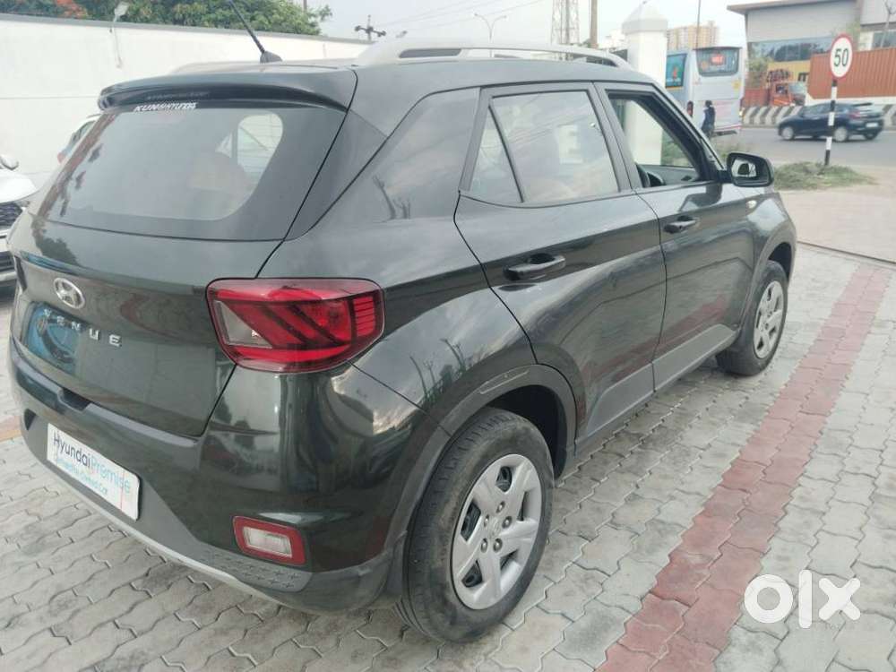 Hyundai Venue S, 2019, Petrol