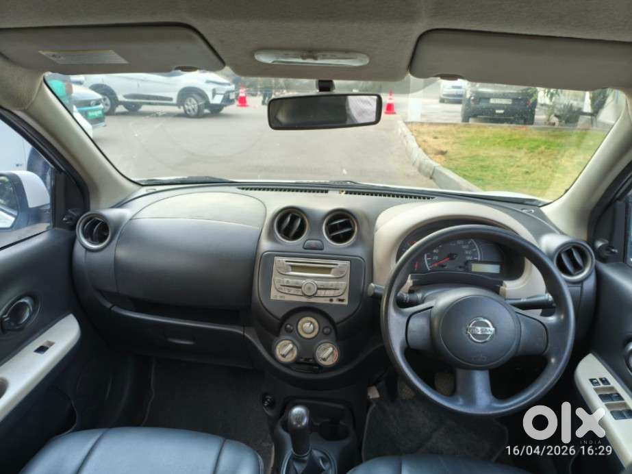 Nissan Micra Cvt Xv, 2015, Petrol