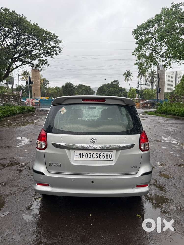 Maruti Ertiga Green Vxi Cng