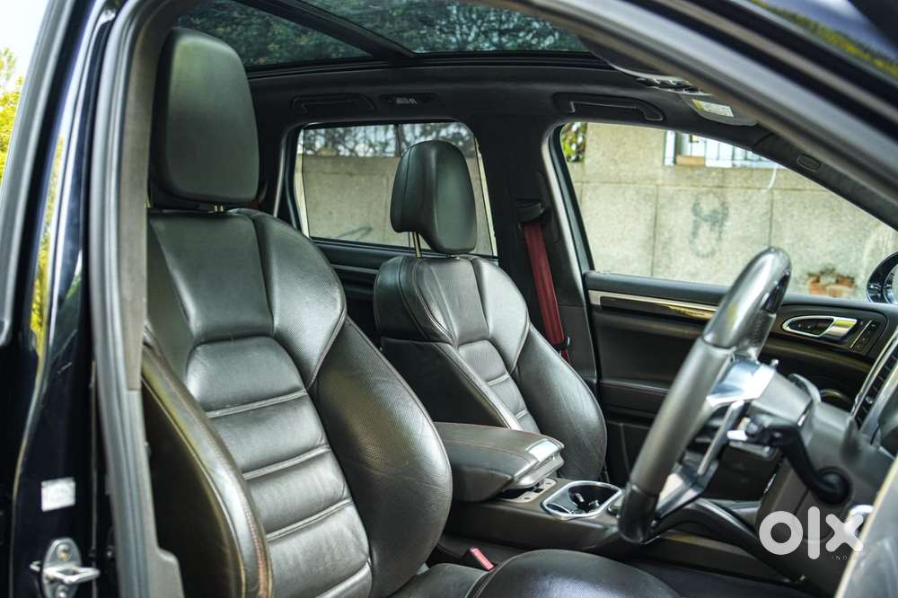 Porsche Cayenne Turbo S, 2015, Petrol