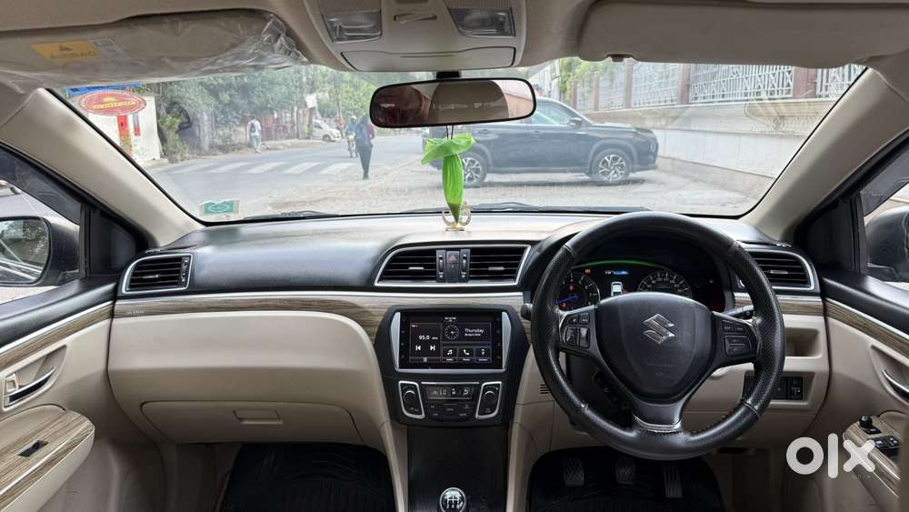 Maruti Suzuki Ciaz Smart Hybrid Alpha , 2022, Petrol