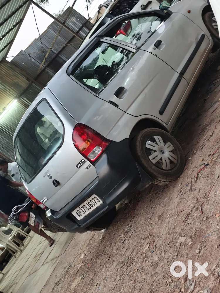 Maruti Suzuki 800 2011
