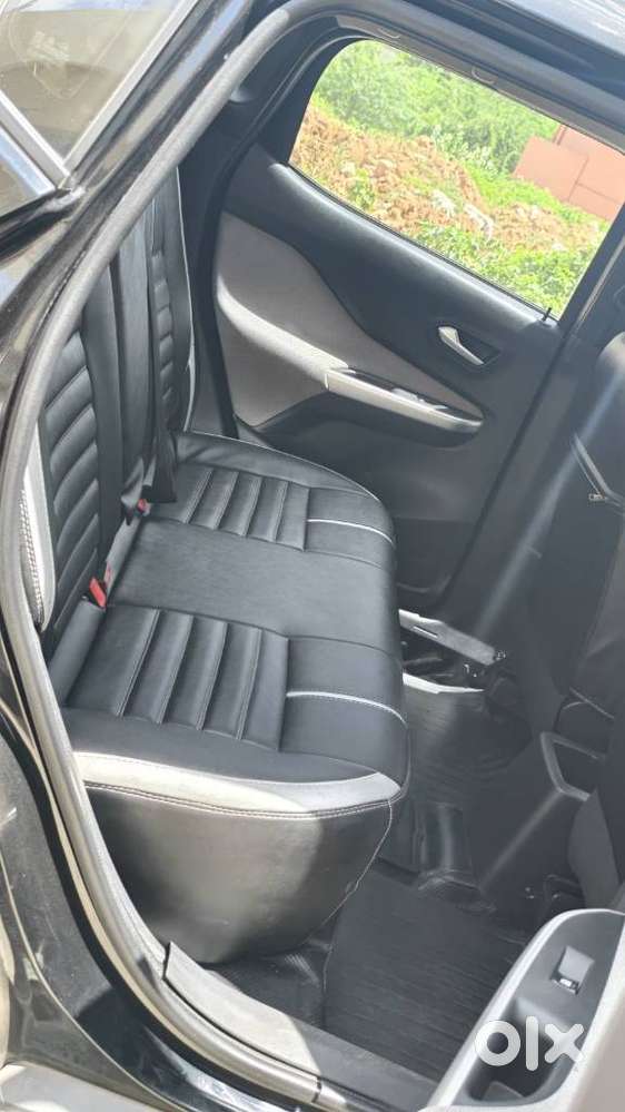 Nissan Magnite 1.0 Xv, 2023, Petrol
