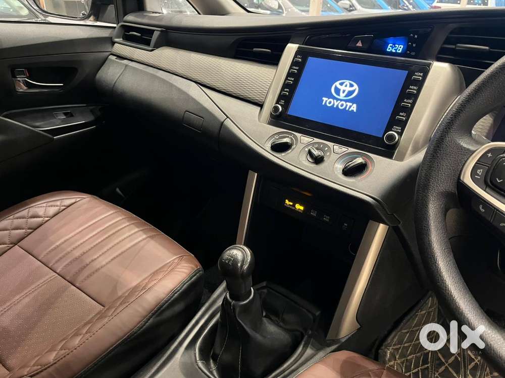 Toyota Innova Crysta