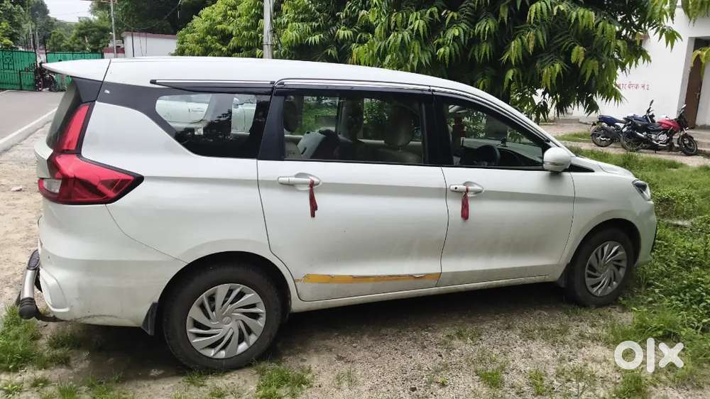 Maruti Suzuki Ertiga Vxi 2026