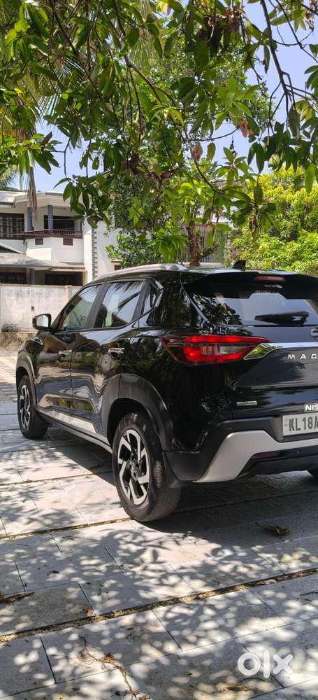 Nissan Magnite 1.0 Xv Premium Turbo Cvt, 2023, Petrol
