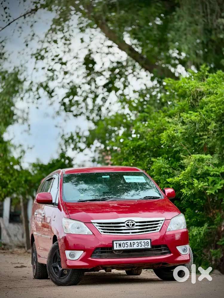 Innova 2012 Model
