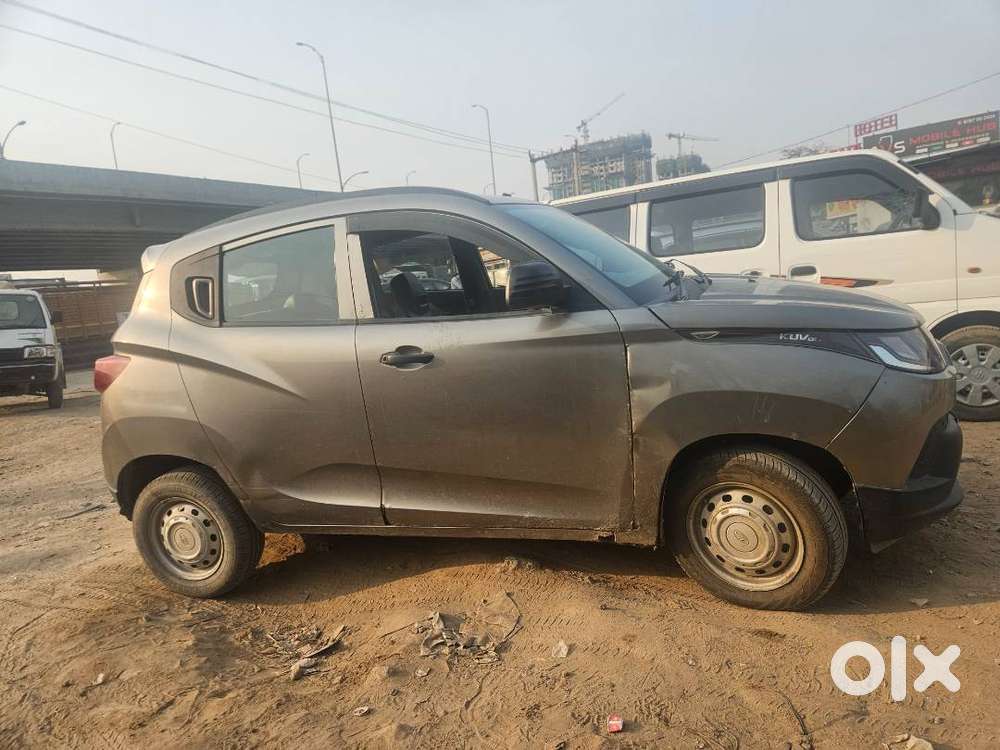 Mahindra Kuv K2 Plus 6str