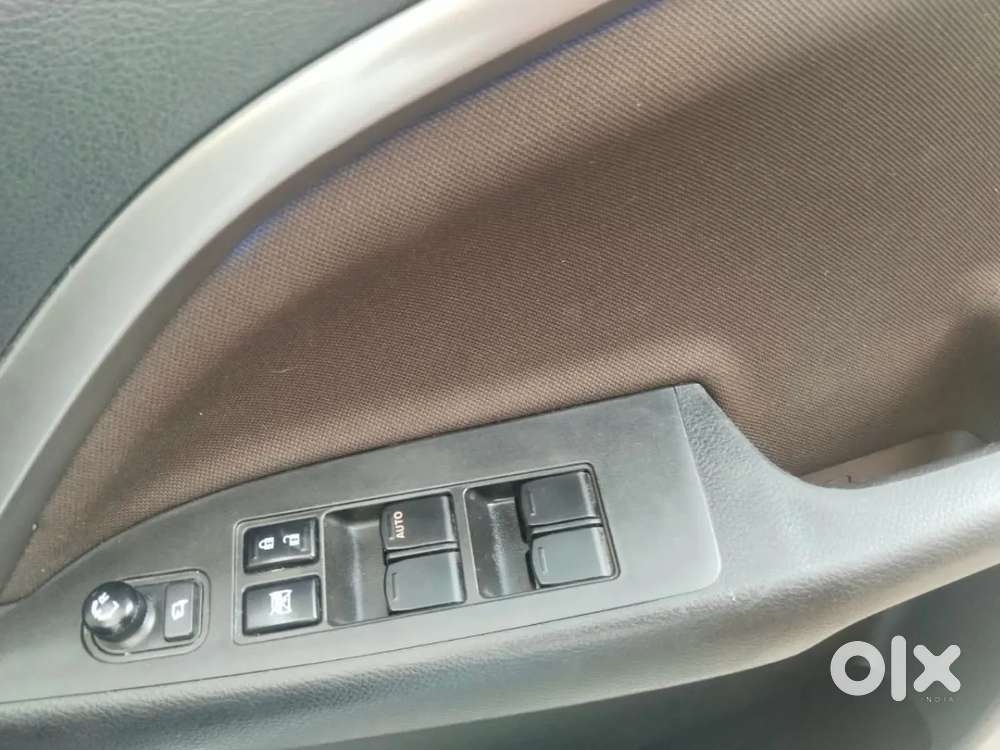 Maruti Suzuki Brezza, 2024, Petrol