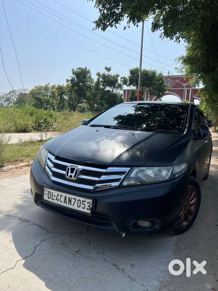 Honda Hybrid Car 2012