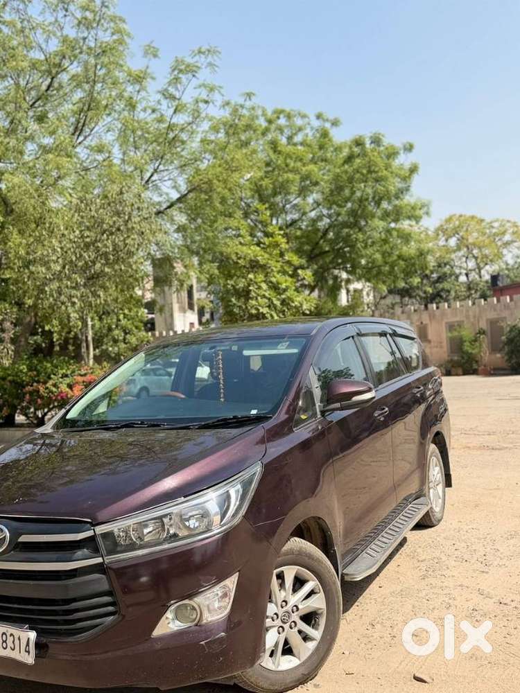 Toyota Innova Crysta 2.4 G Mt, 2016, Diesel