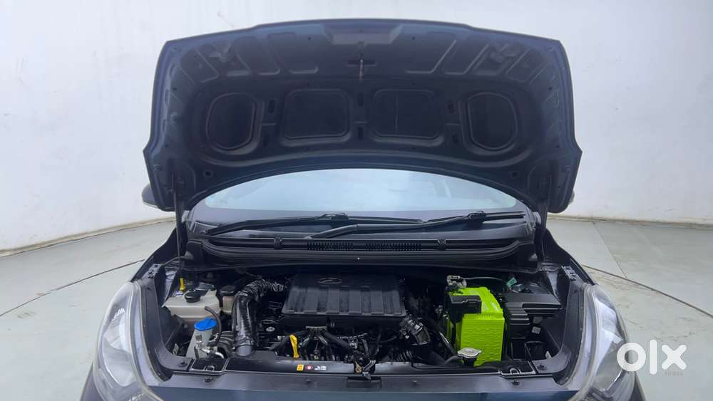 Hyundai Aura 1.2 Sx Cng, 2023, Cng & Hybrids