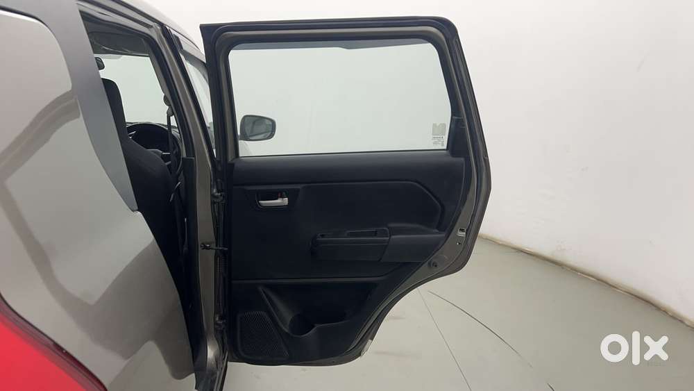 Maruti Suzuki Wagon R 1.0 Vxi Cng, 2022, Cng & Hybrids