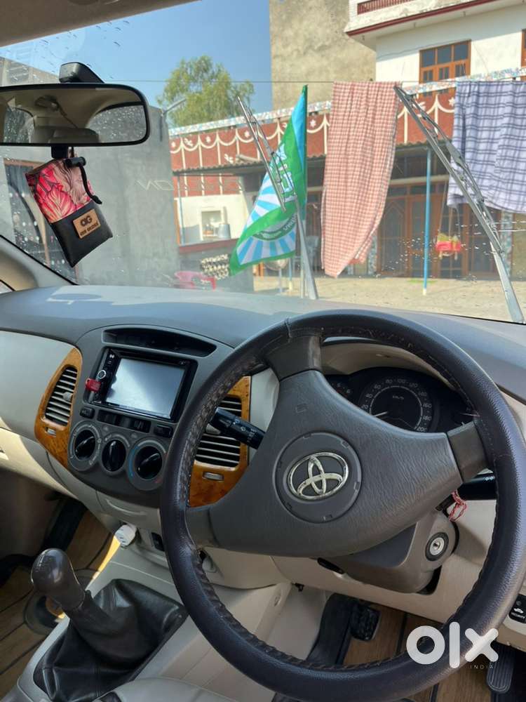 Toyota Innova Diesel 2010