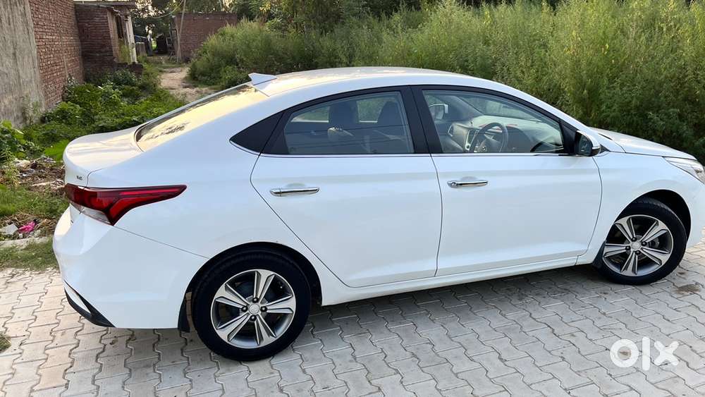Hyundai Verna 2019 Petrol 32000 Km Driven