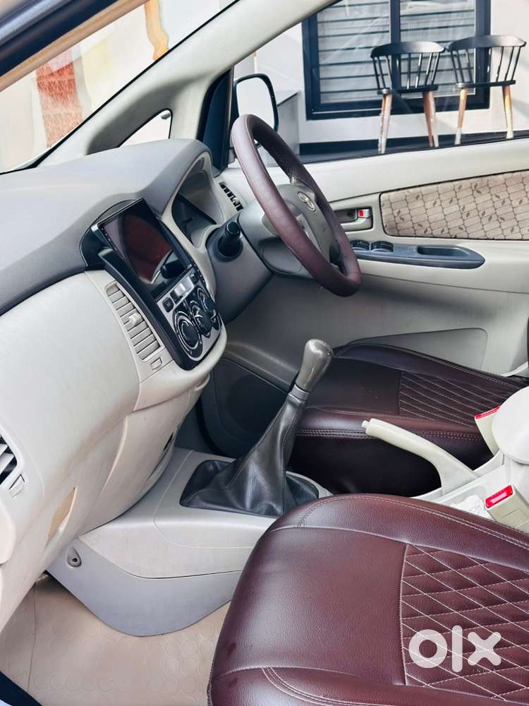 Toyota Innova Diesel 2014