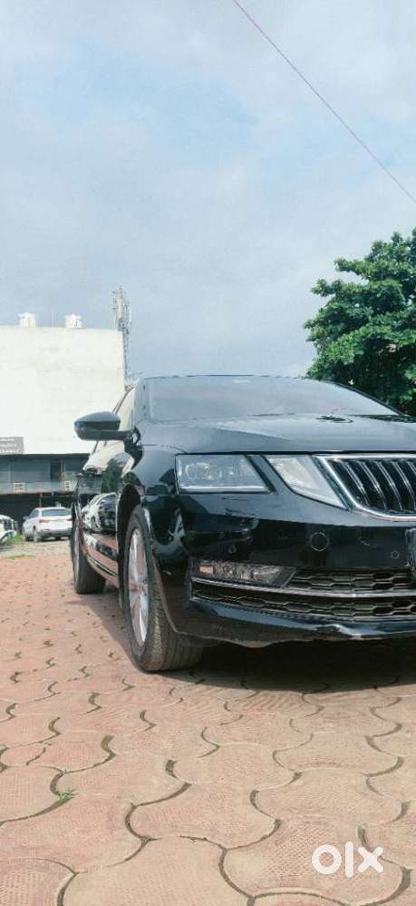 Skoda Octavia 1.8 Tsi At Style, 2018, Petrol