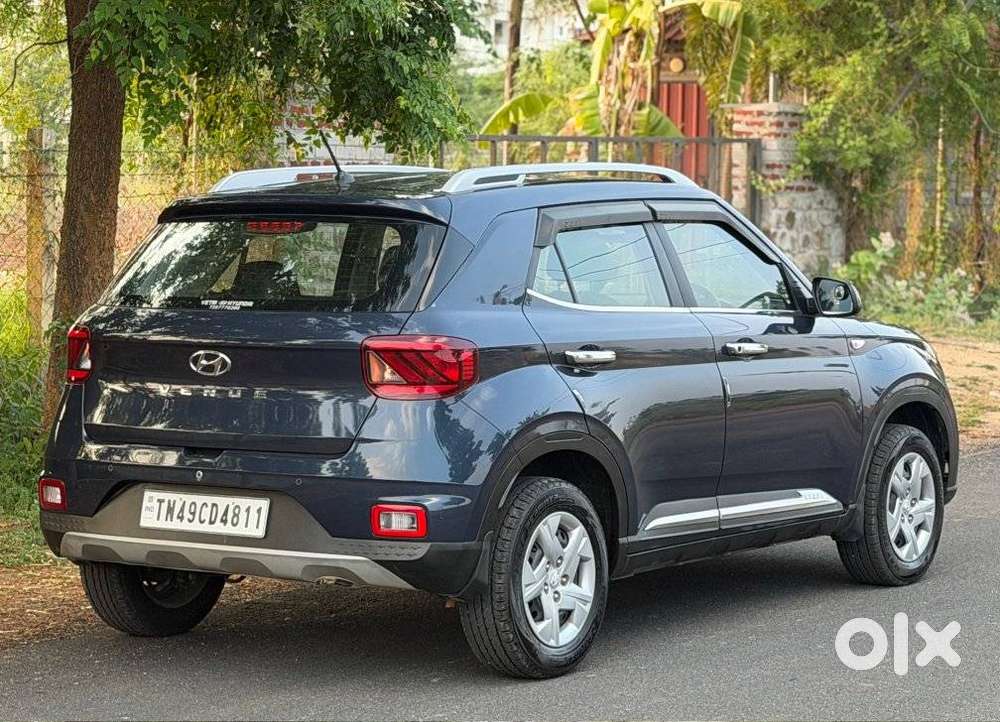Hyundai Venue, 2021, Petrol