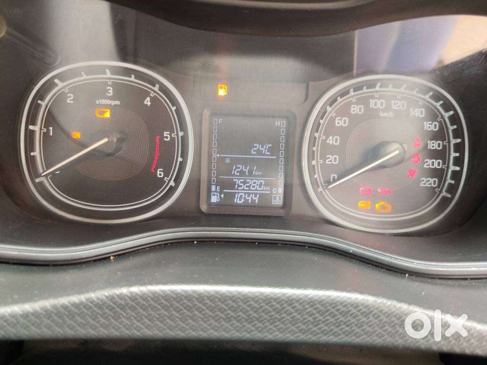 Maruti Suzuki Brezza Zdi+ Dual Tone, 2019, Diesel